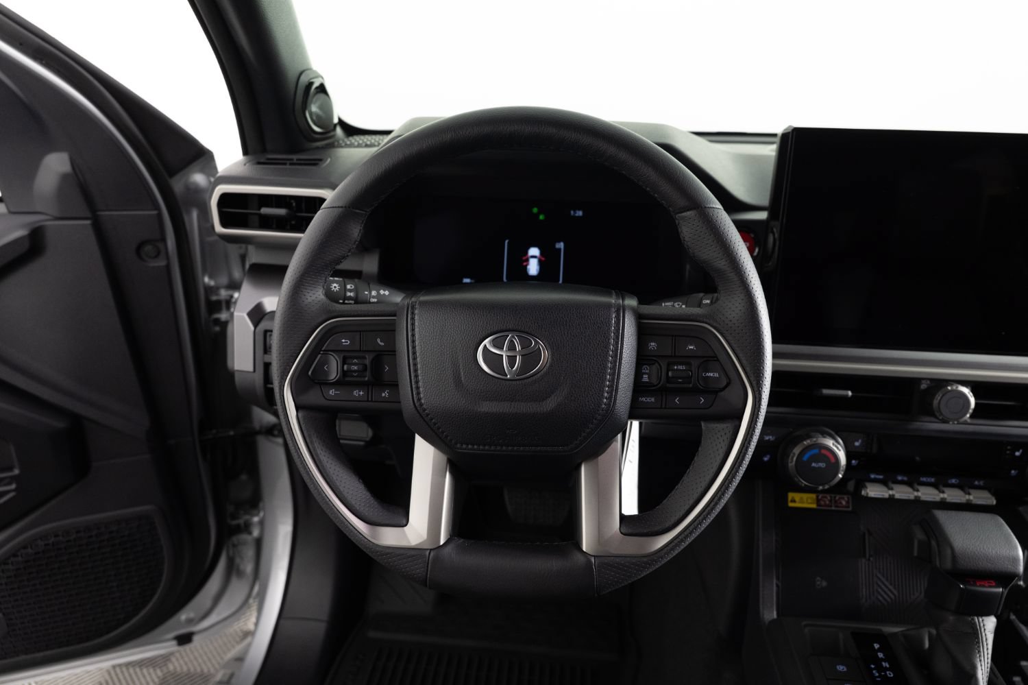 Used 2026 Toyota 4Runner TRD Off-Road Premium AWD/4WD image 32