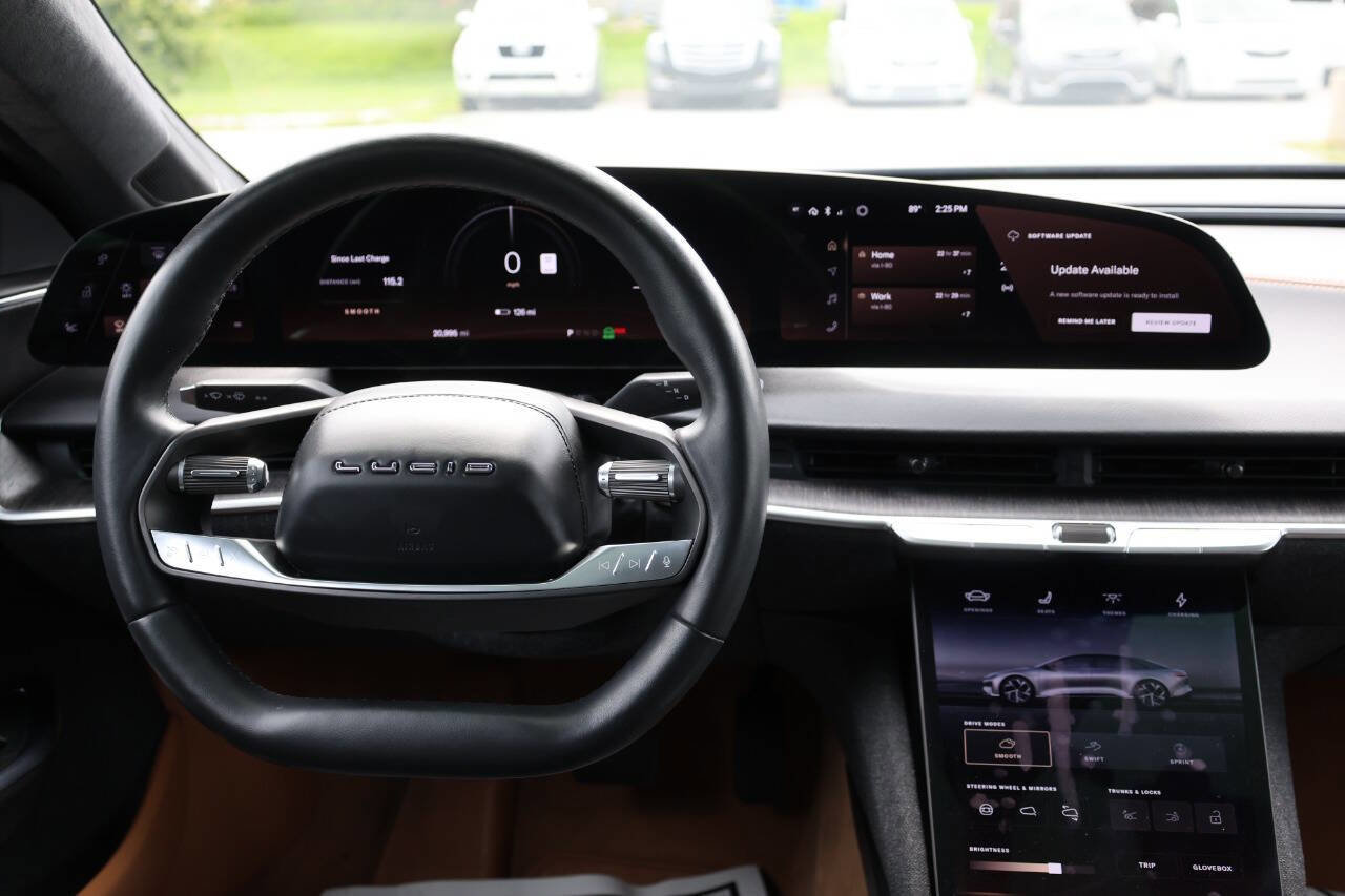 Used 2023 Lucid Air Touring image 23
