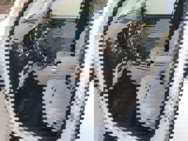 Used 2021 Mercedes-Benz GLB 250 4MATIC image 18