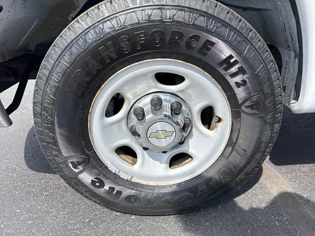 Used 2015 Chevrolet Express 2500 LT w/ LT Preferred Equipment Group RWD image 30