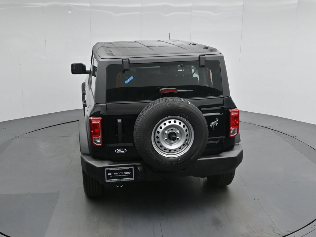 New 2026 Ford Bronco 4-Door AWD/4WD image 37