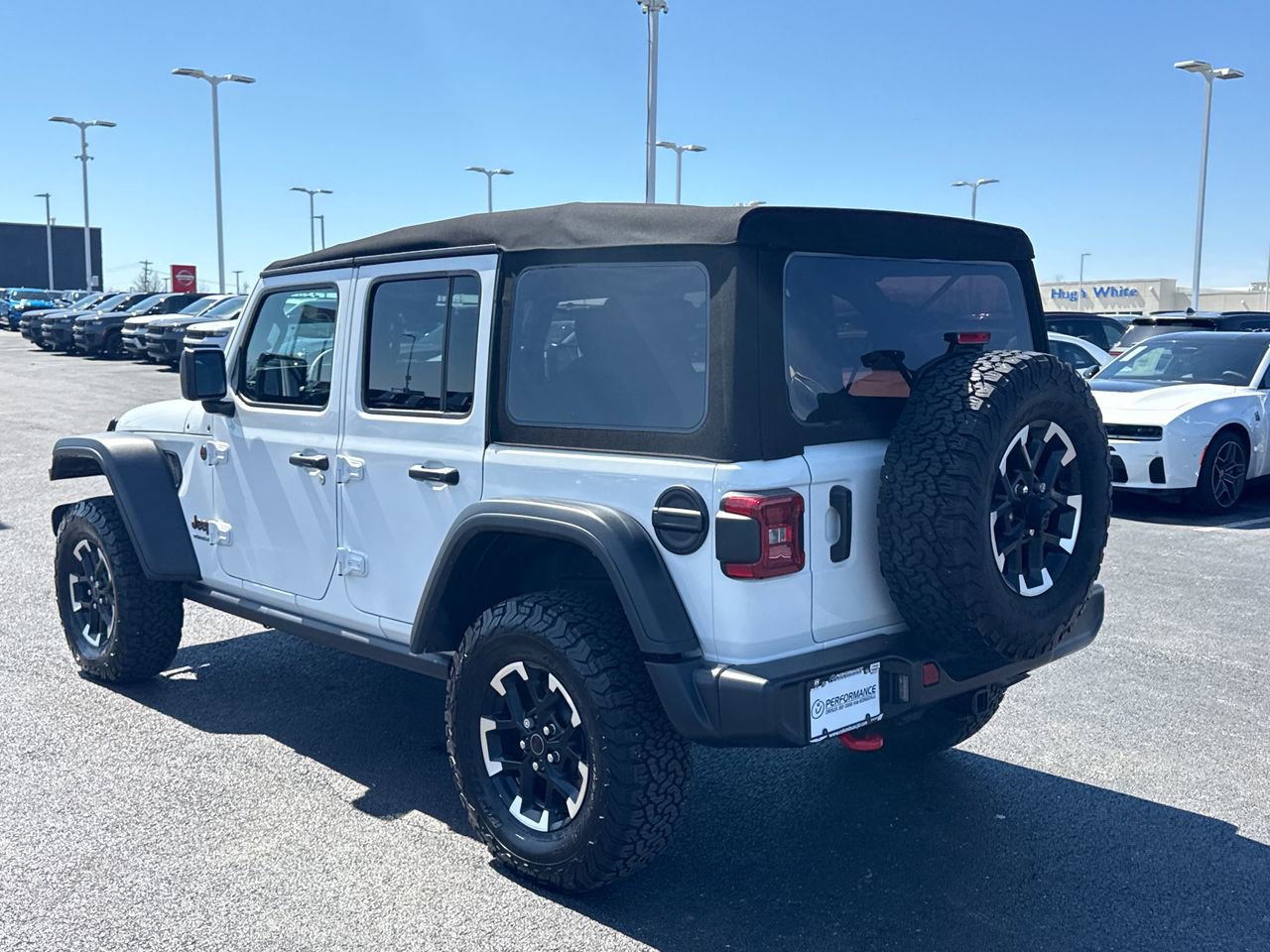Used 2024 Jeep Wrangler Unlimited Rubicon w/ Technology Group AWD/4WD image 5