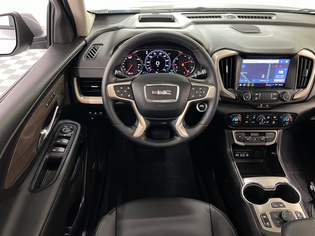 Certified 2024 GMC Terrain Denali w/ Denali Premium Package AWD/4WD image 27