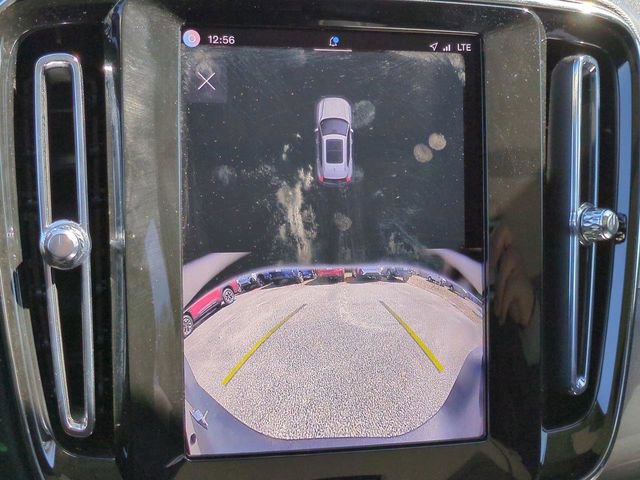 Certified 2025 Volvo XC40 B5 Core AWD/4WD image 17