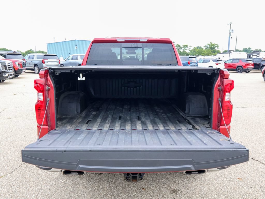 Used 2024 Chevrolet Silverado 1500 LT AWD/4WD image 6