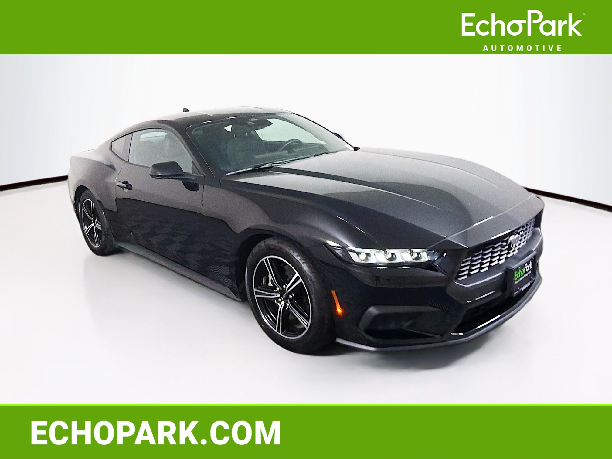 Used 2025 Ford Mustang Coupe RWD image 1