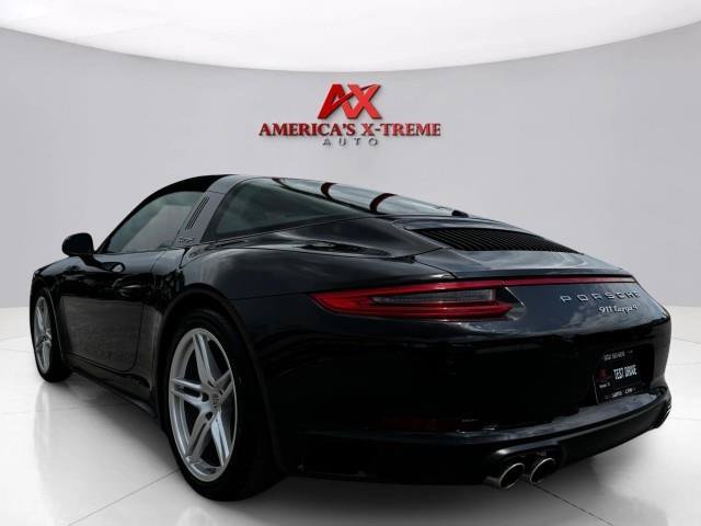 Used 2019 Porsche 911 Targa 4 AWD/4WD image 4