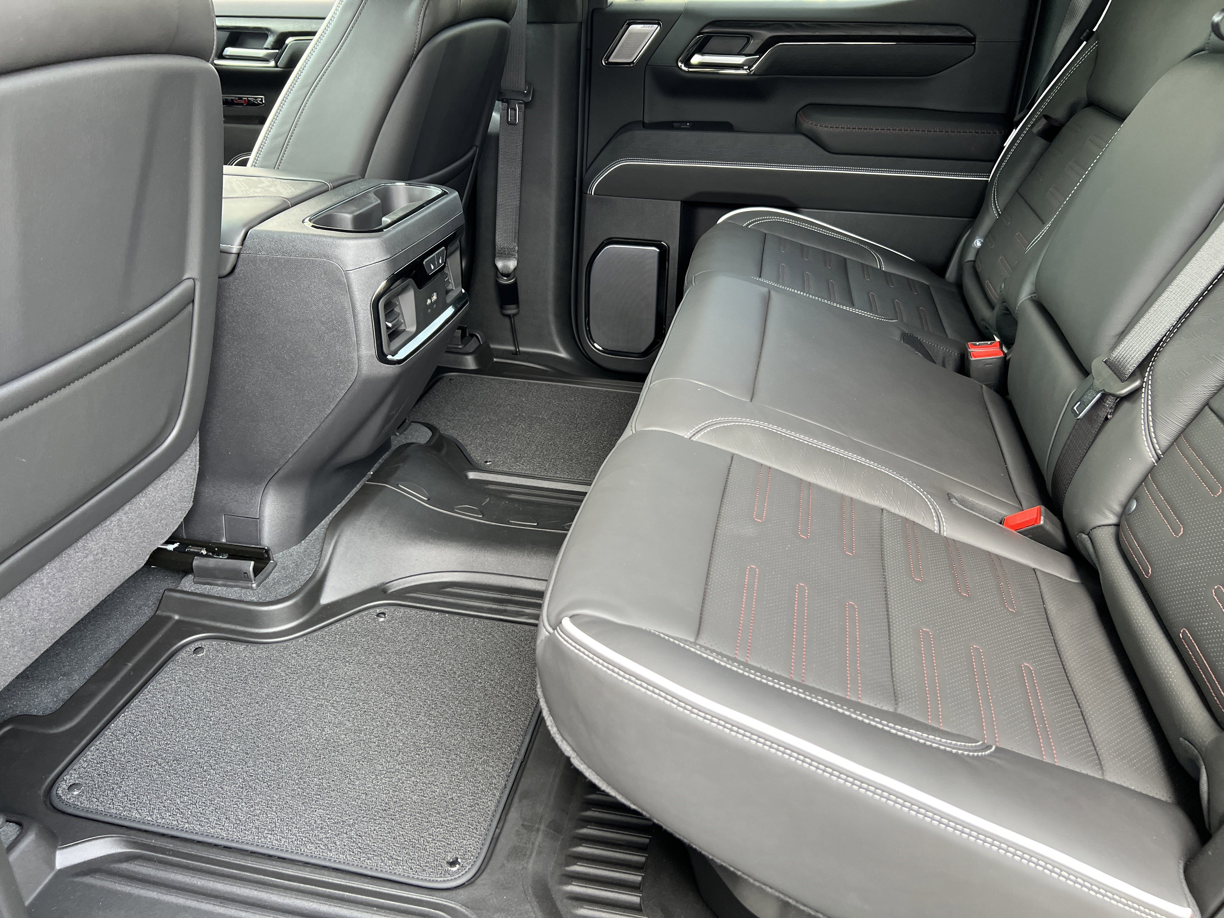 New 2026 GMC Sierra 1500 AT4X AWD/4WD image 17