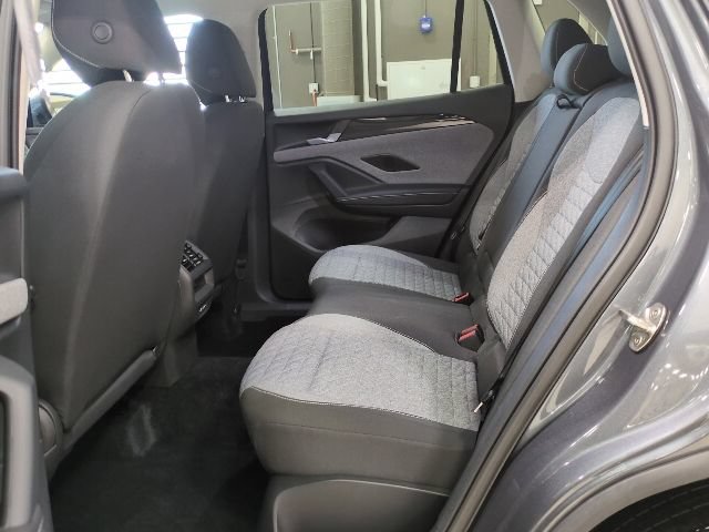 Used 2025 Volkswagen Tiguan S AWD/4WD image 17