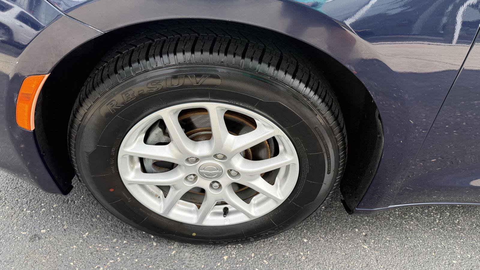 Used 2017 Chrysler Pacifica LX FWD image 22