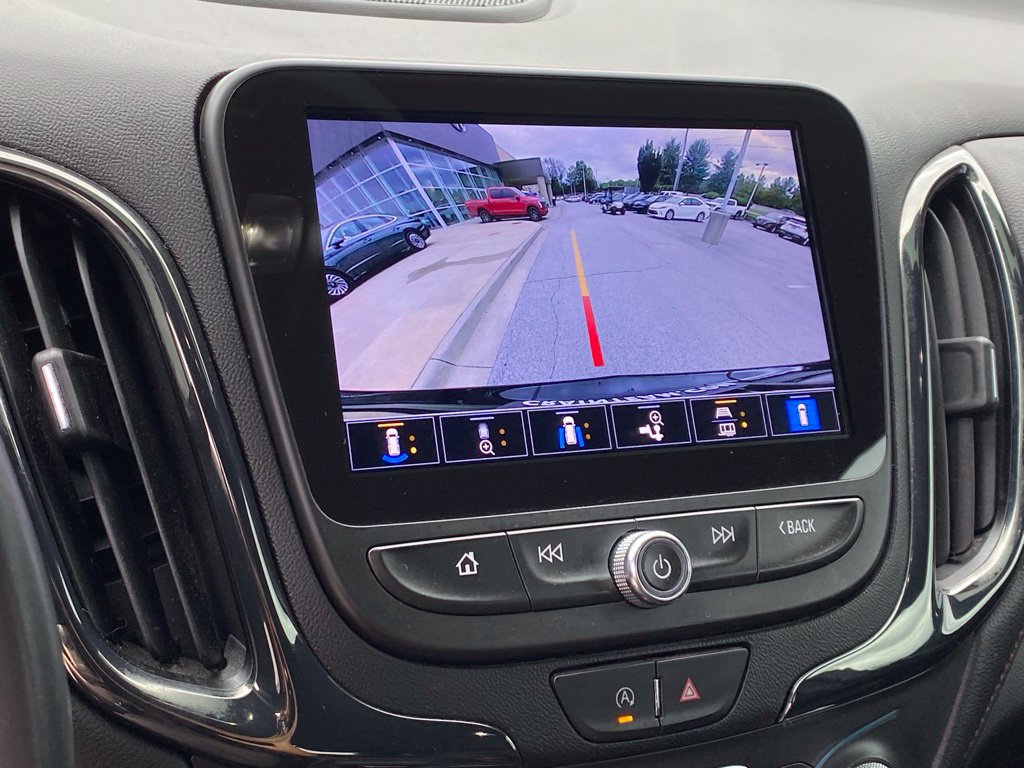 Used 2022 Chevrolet Equinox RS w/ RS Leather Package AWD/4WD image 19
