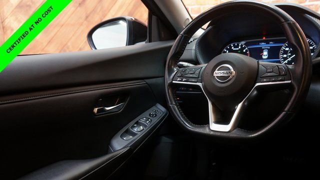 Certified 2022 Nissan Sentra SV image 33