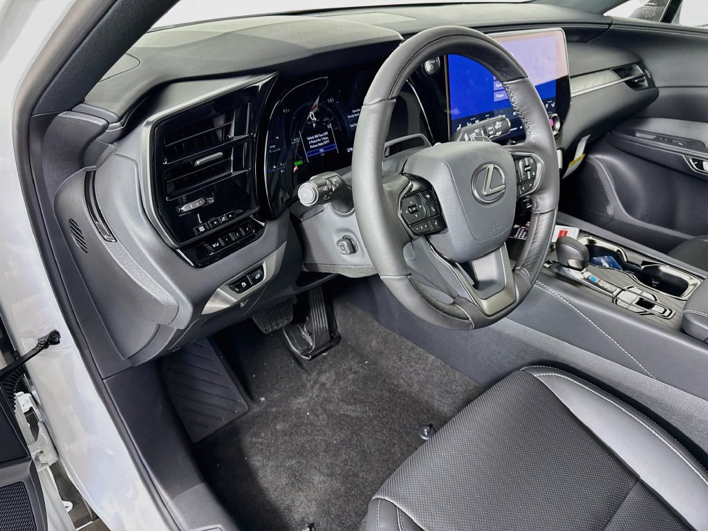 New 2026 Lexus RX 450h AWD w/ Convenience Package image 9