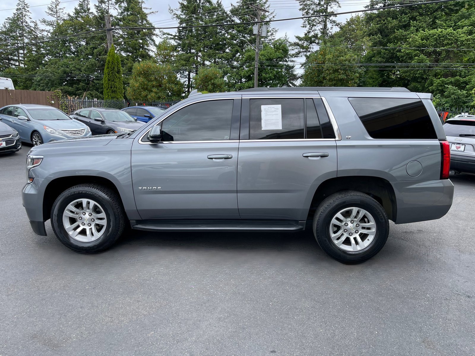Used 2019 Chevrolet Tahoe LT image 4