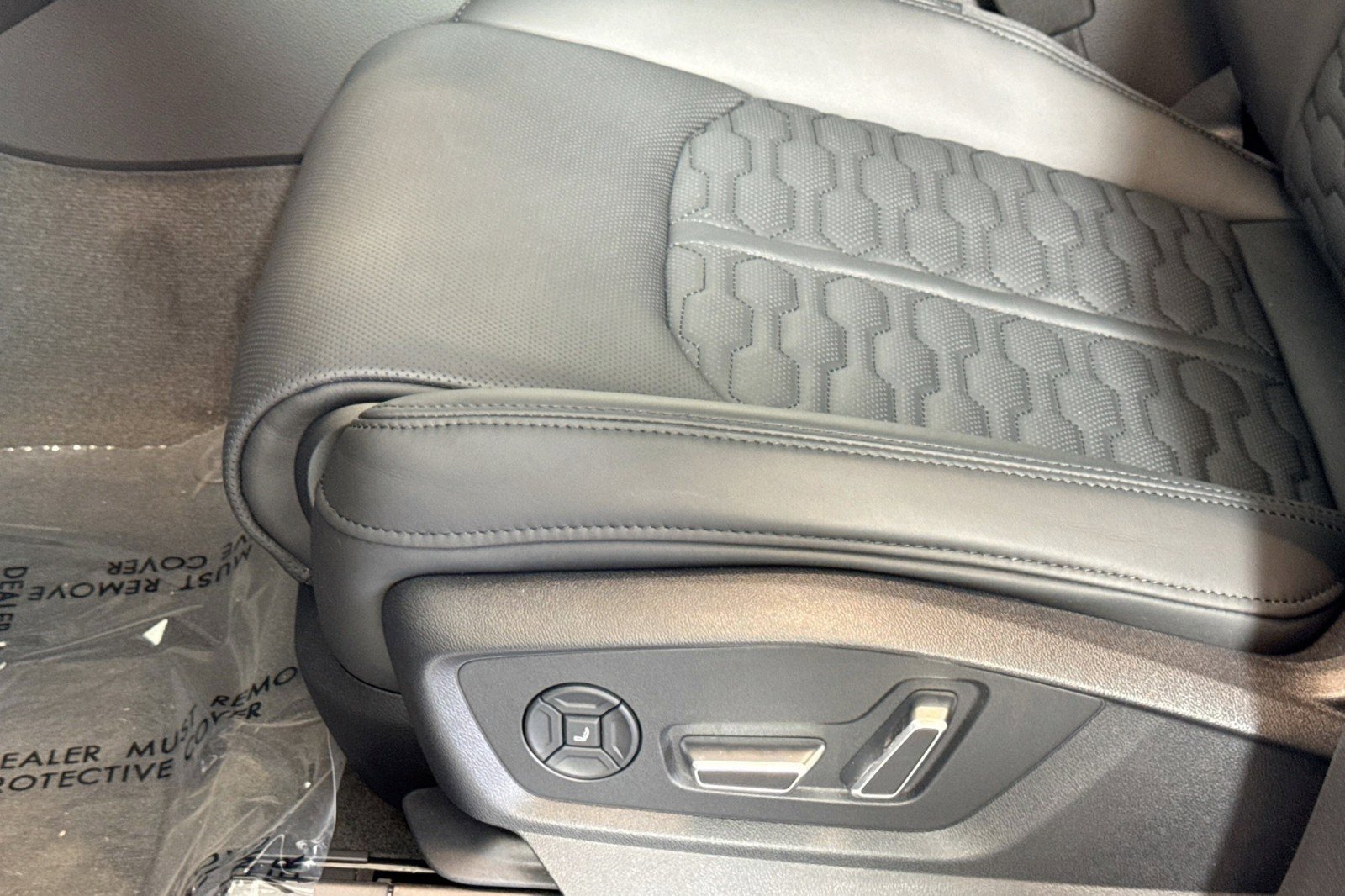 New 2026 Audi RS Q8 performance image 16