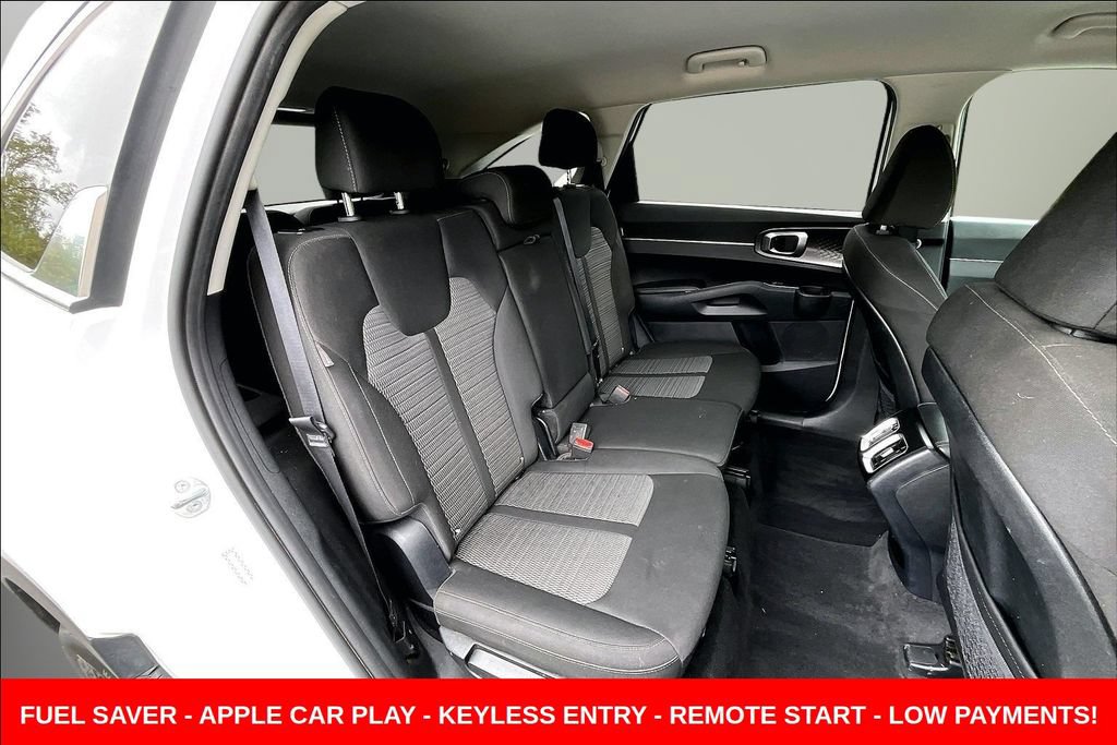Used 2024 Kia Sorento LX FWD image 30