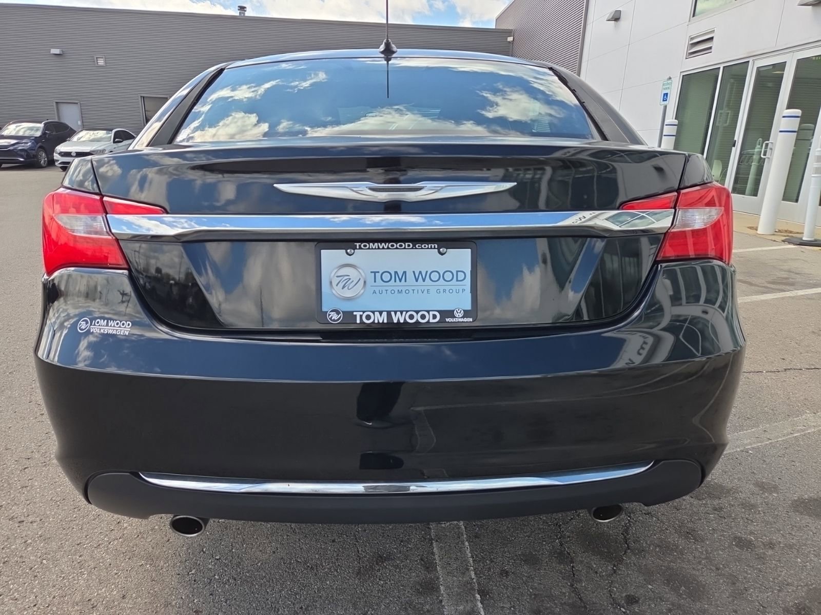 Used 2013 Chrysler 200 Limited image 12