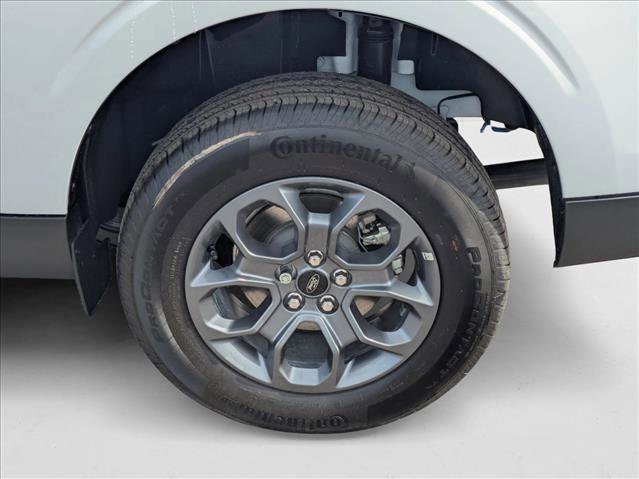 New 2025 Ford Maverick XLT w/ XLT Luxury Package image 10