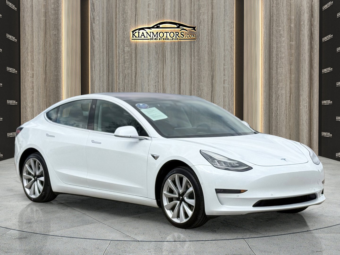 Used 2018 Tesla Model 3 Mid Range