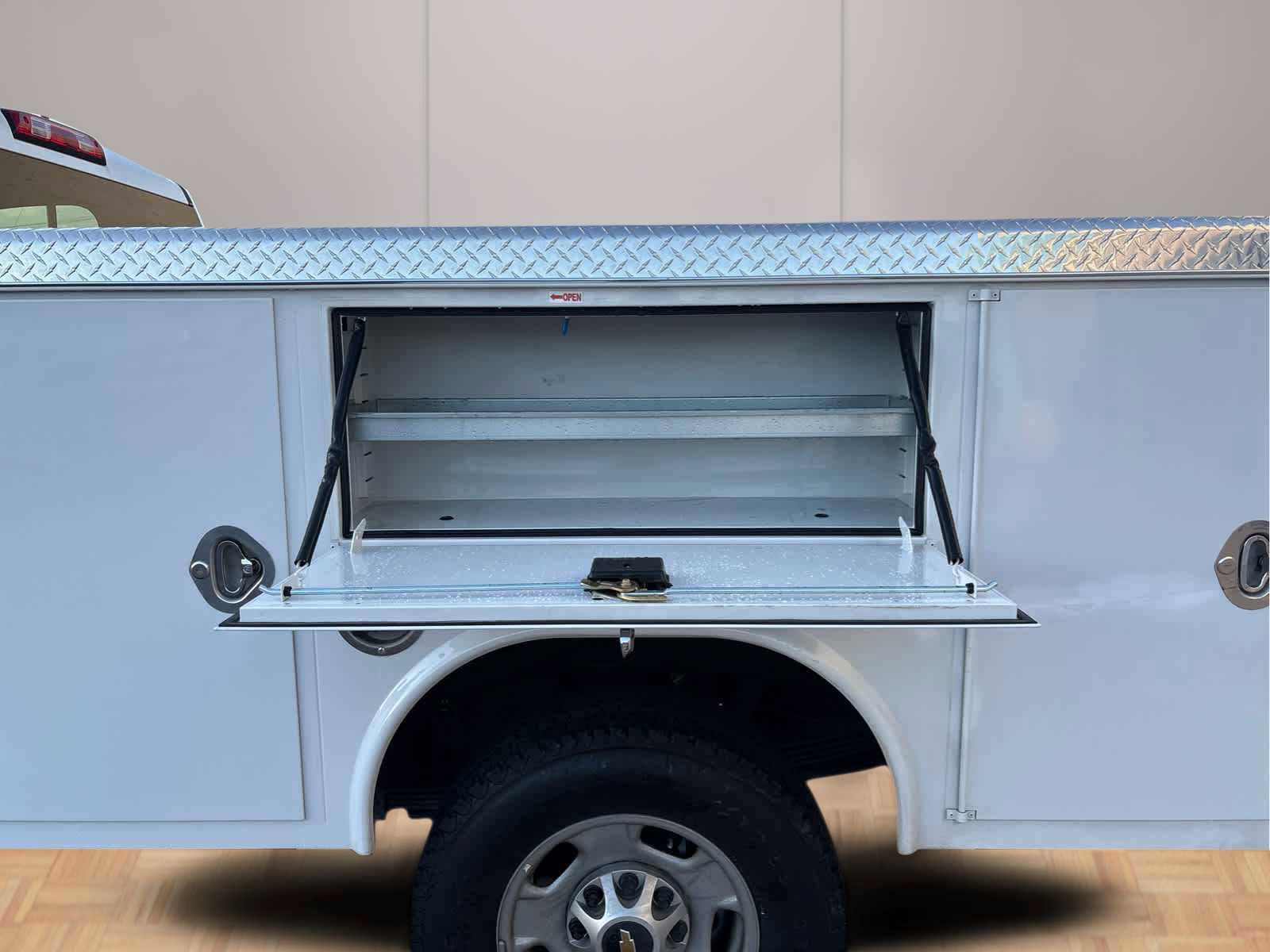 Used 2025 Chevrolet Silverado 2500 W/T RWD image 5