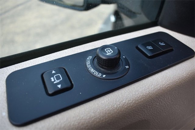 Used 2015 Ford F350 Lariat w/ Chrome Package image 22