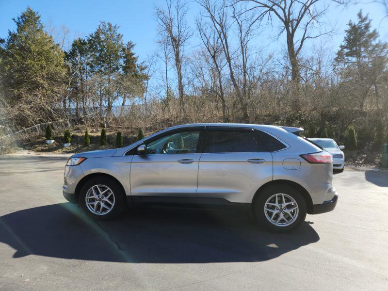 Used 2021 Ford Edge SEL w/ Convenience Package image 5