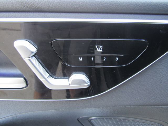 Used 2024 Mercedes-Benz C 300 Sedan image 13