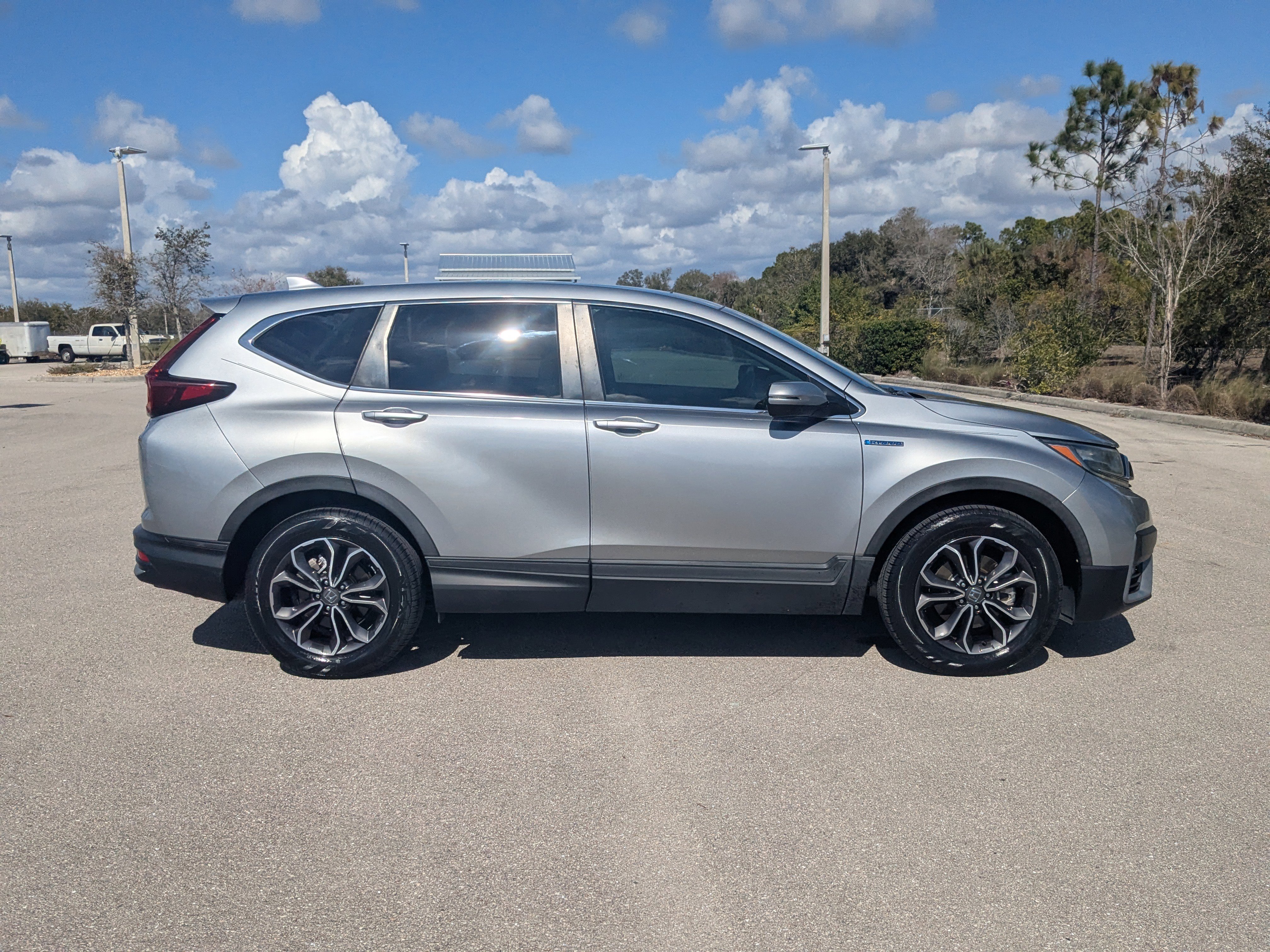 Used 2021 Honda CR-V EX-L image 4