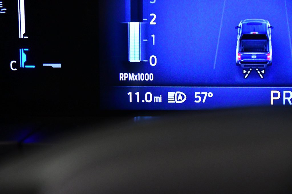 New 2025 Ford Maverick XLT w/ XLT Luxury Package image 17