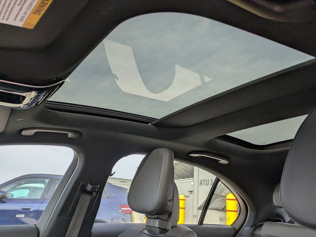 Used 2023 Mercedes-Benz C 300 4MATIC Sedan image 13