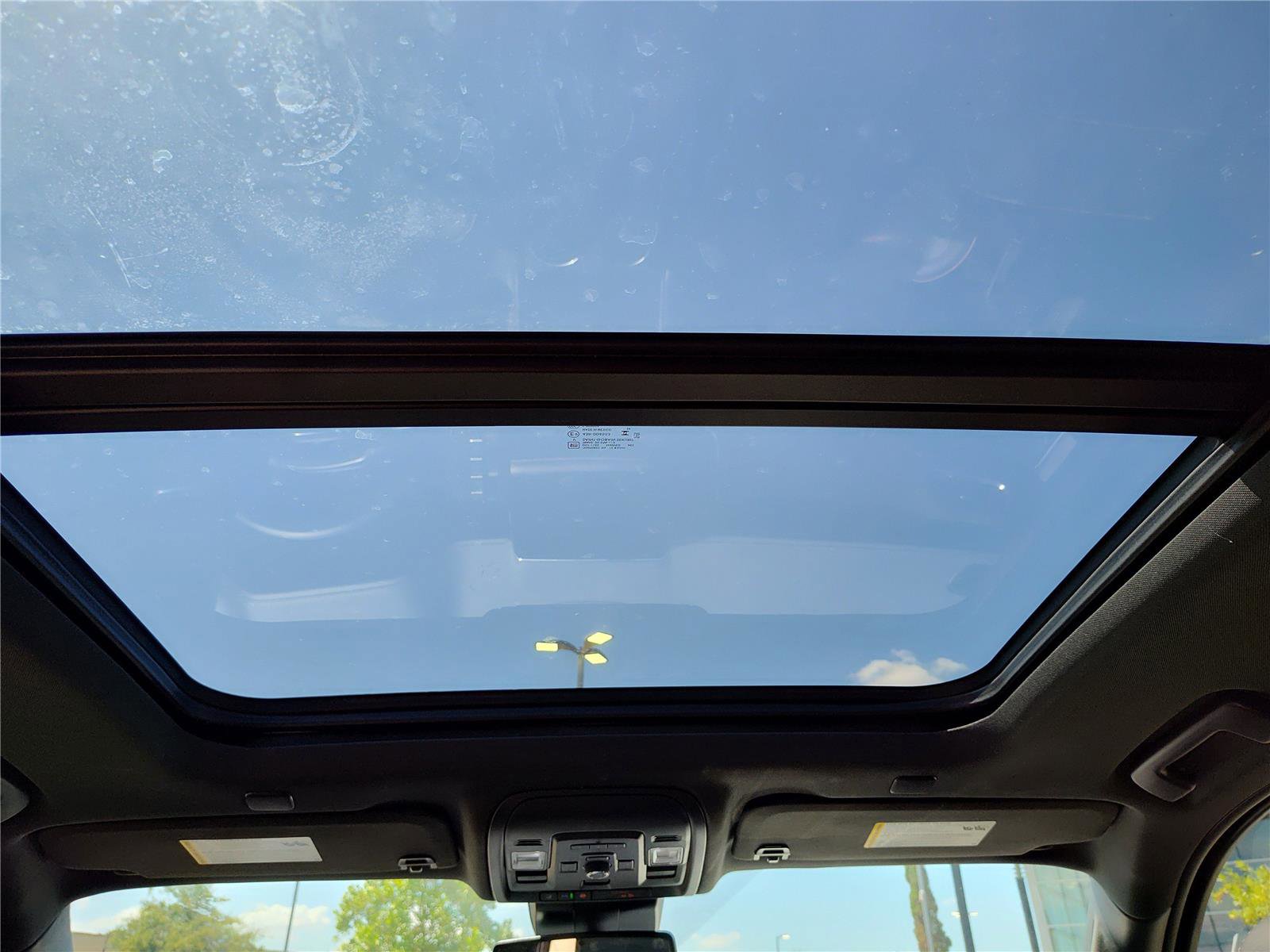 Used 2024 GMC Yukon AT4 w/ Technology Package image 24