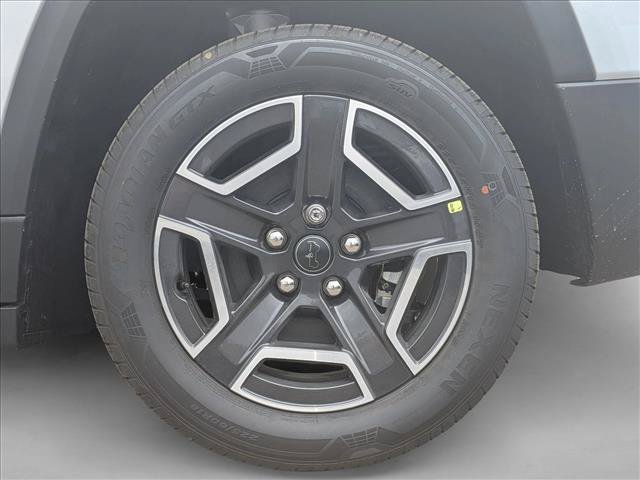 New 2026 Jeep Cherokee Laredo AWD/4WD image 10
