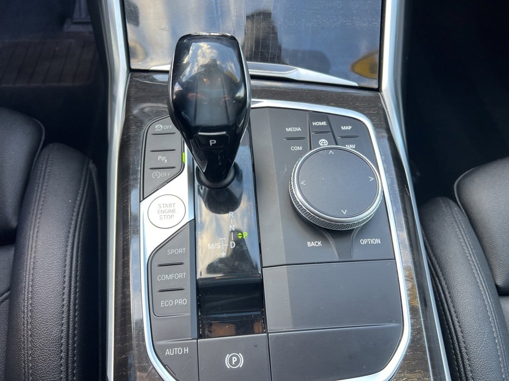 Used 2020 BMW 330i xDrive Sedan w/ Convenience Package image 17