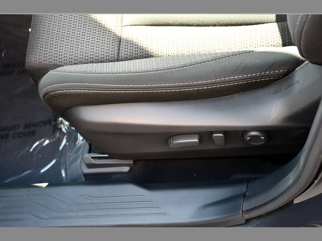 Certified 2025 Subaru Outback Premium AWD/4WD image 33