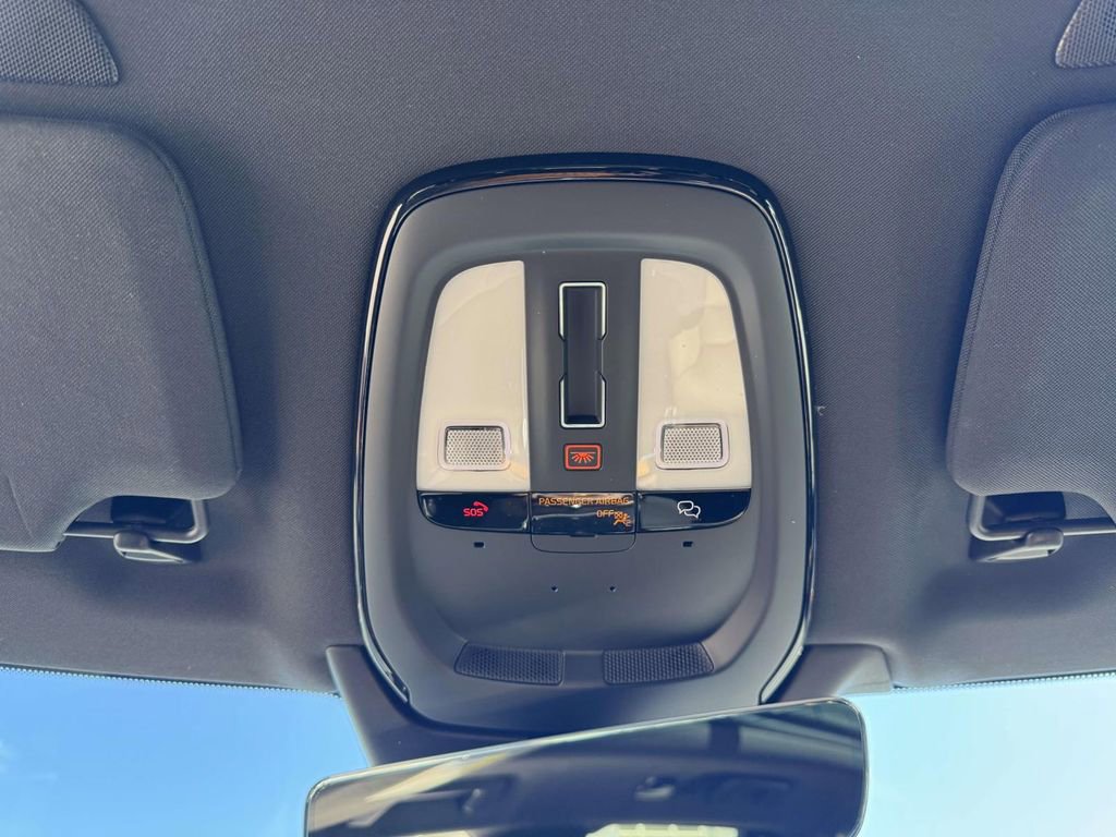 Certified 2023 Volvo XC90 B6 Plus w/ Protection Package Premier image 30