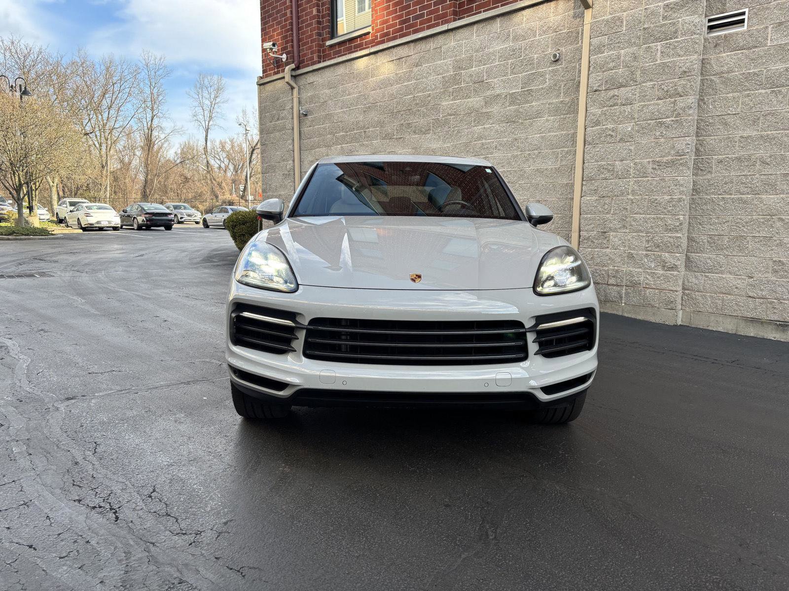 Used 2022 Porsche Cayenne AWD/4WD image 4