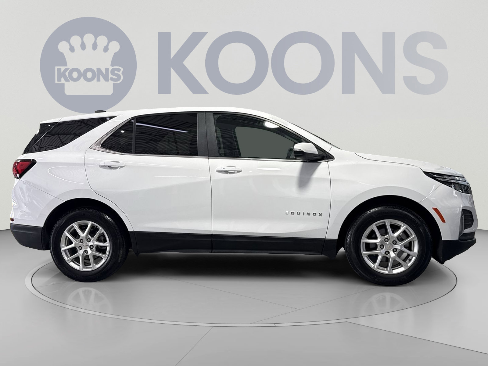 Used 2024 Chevrolet Equinox LT FWD image 12