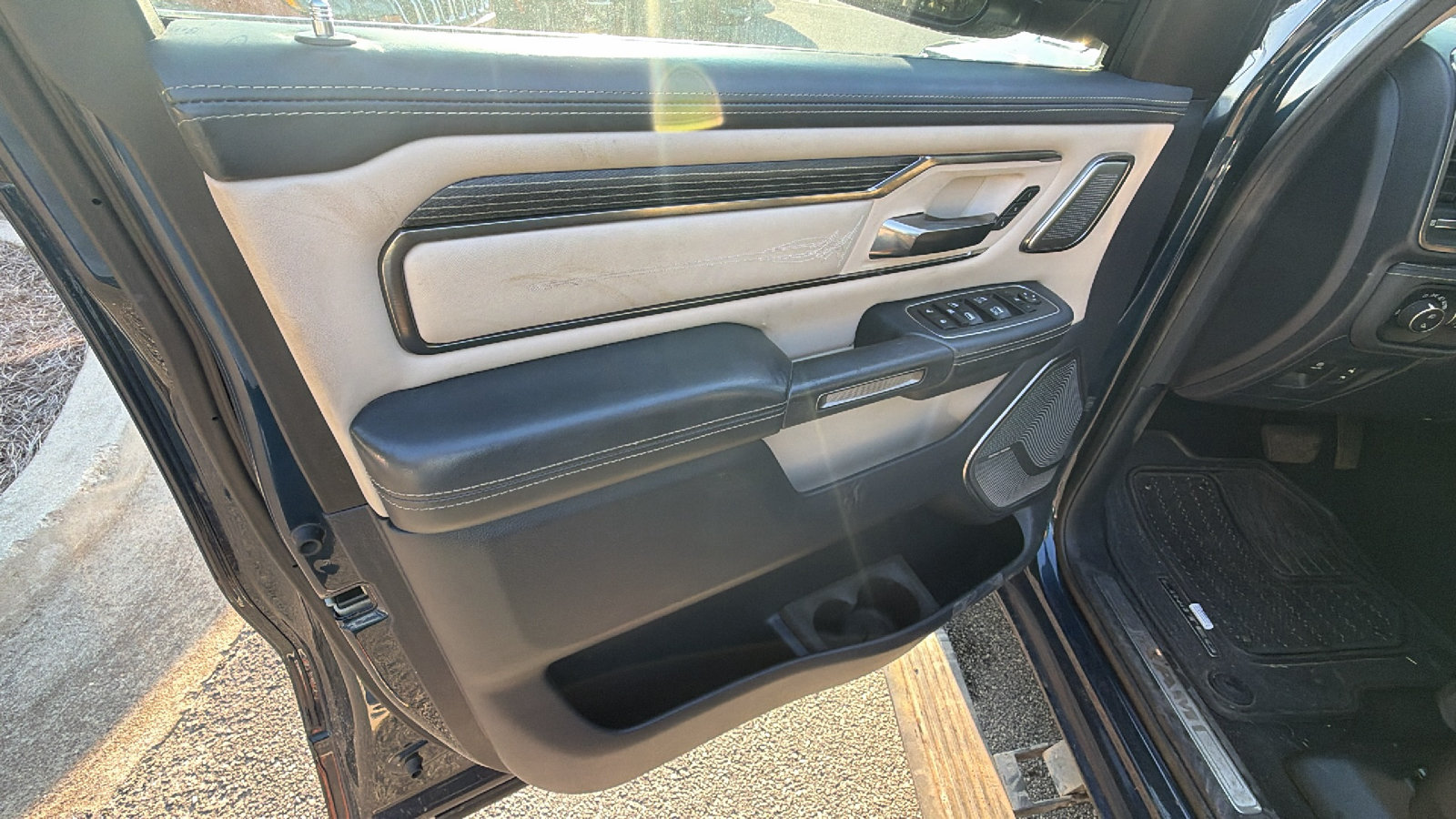 Used 2020 RAM 1500 Limited RWD image 14