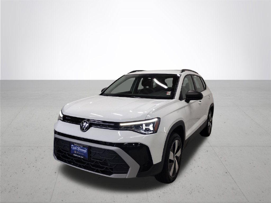 Certified 2025 Volkswagen Taos S AWD/4WD image 2