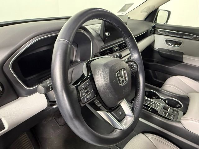 Used 2024 Honda Pilot Elite image 16