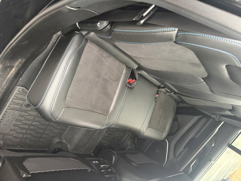 Used 2024 Jeep Grand Cherokee Trailhawk w/ Luxury Tech Group III image 13