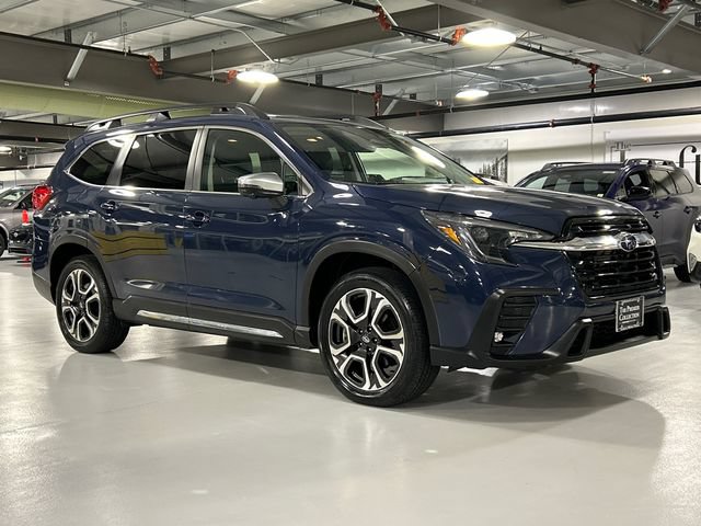 Used 2023 Subaru Ascent Limited w/ Technology Package AWD/4WD image 1