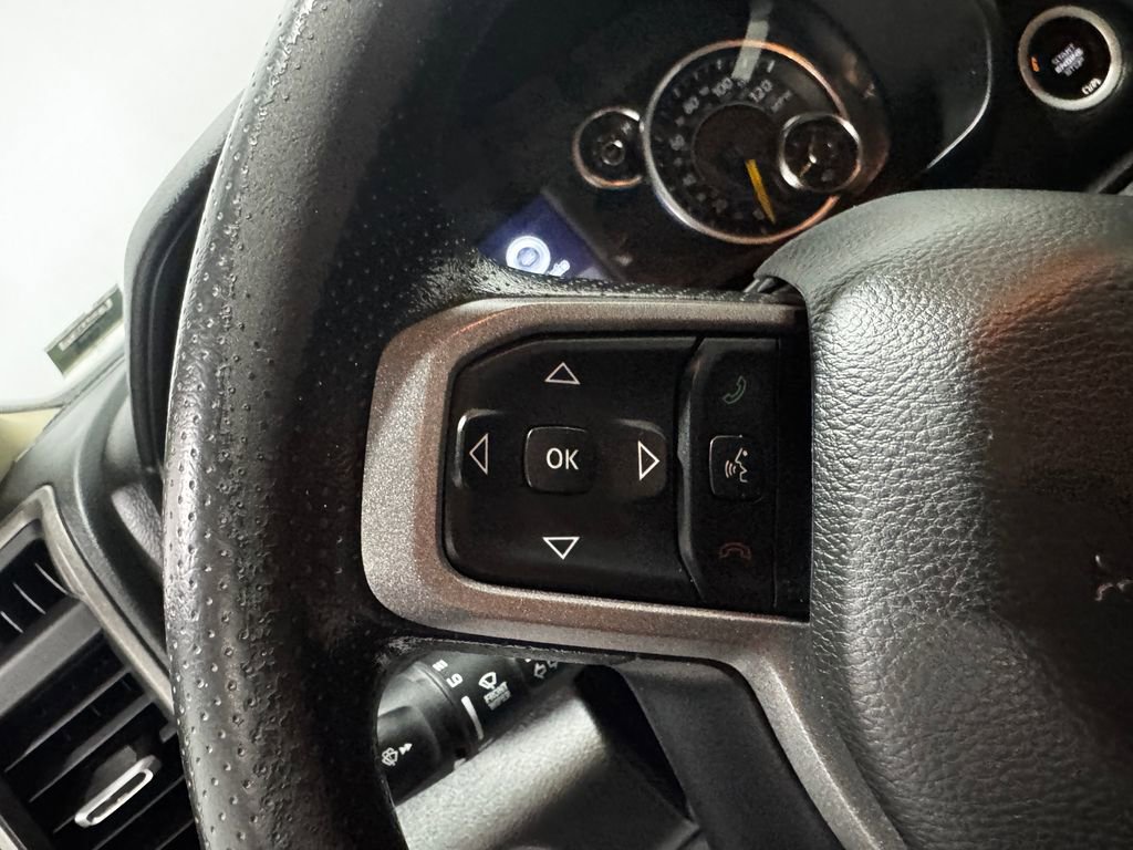 Used 2019 RAM 1500 Tradesman w/ SXT Appearance Group image 5