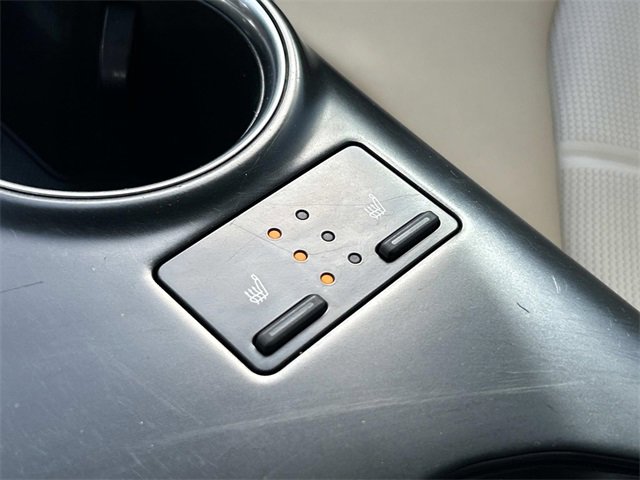 Used 2018 Toyota Camry XLE image 28