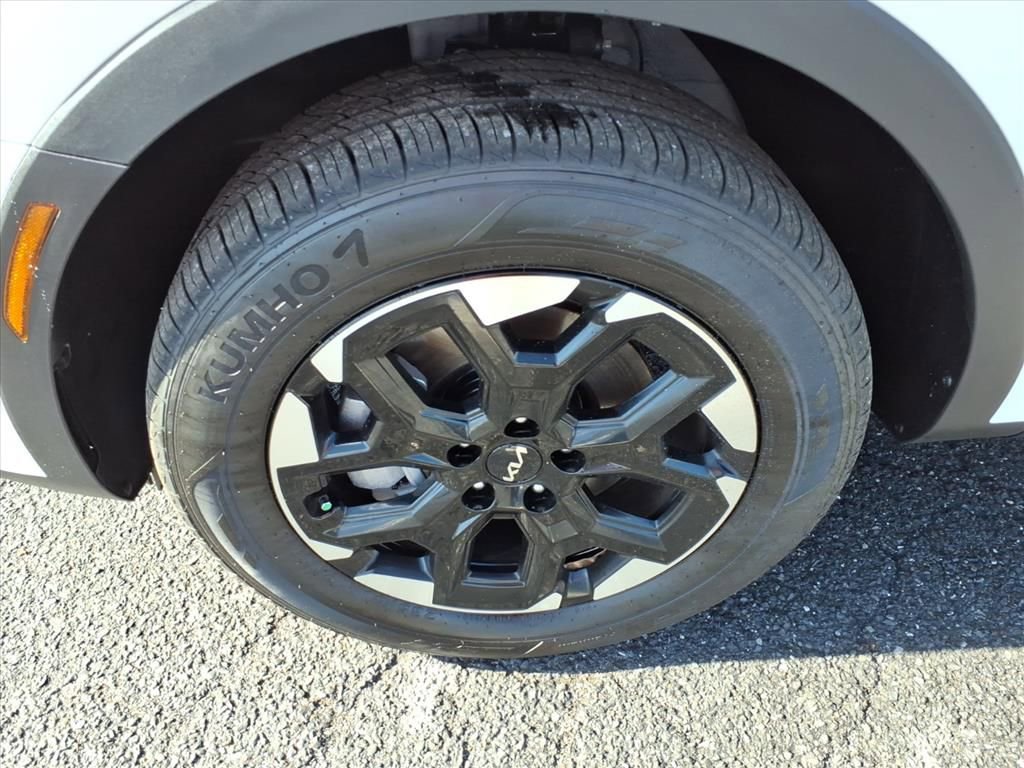 New 2026 Kia Sorento S image 13