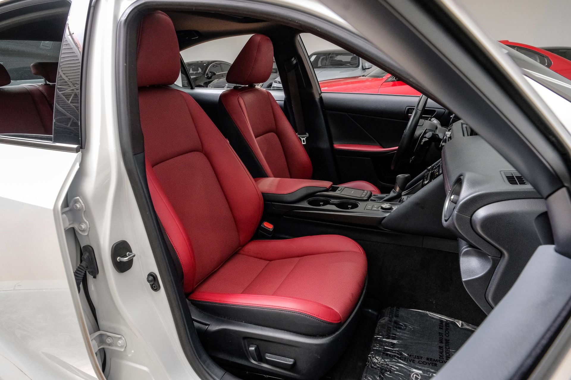 Used 2025 Lexus IS 350 F Sport RWD image 37