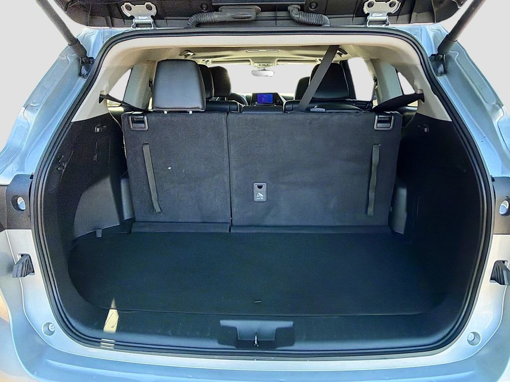 Used 2024 Toyota Highlander XLE image 13