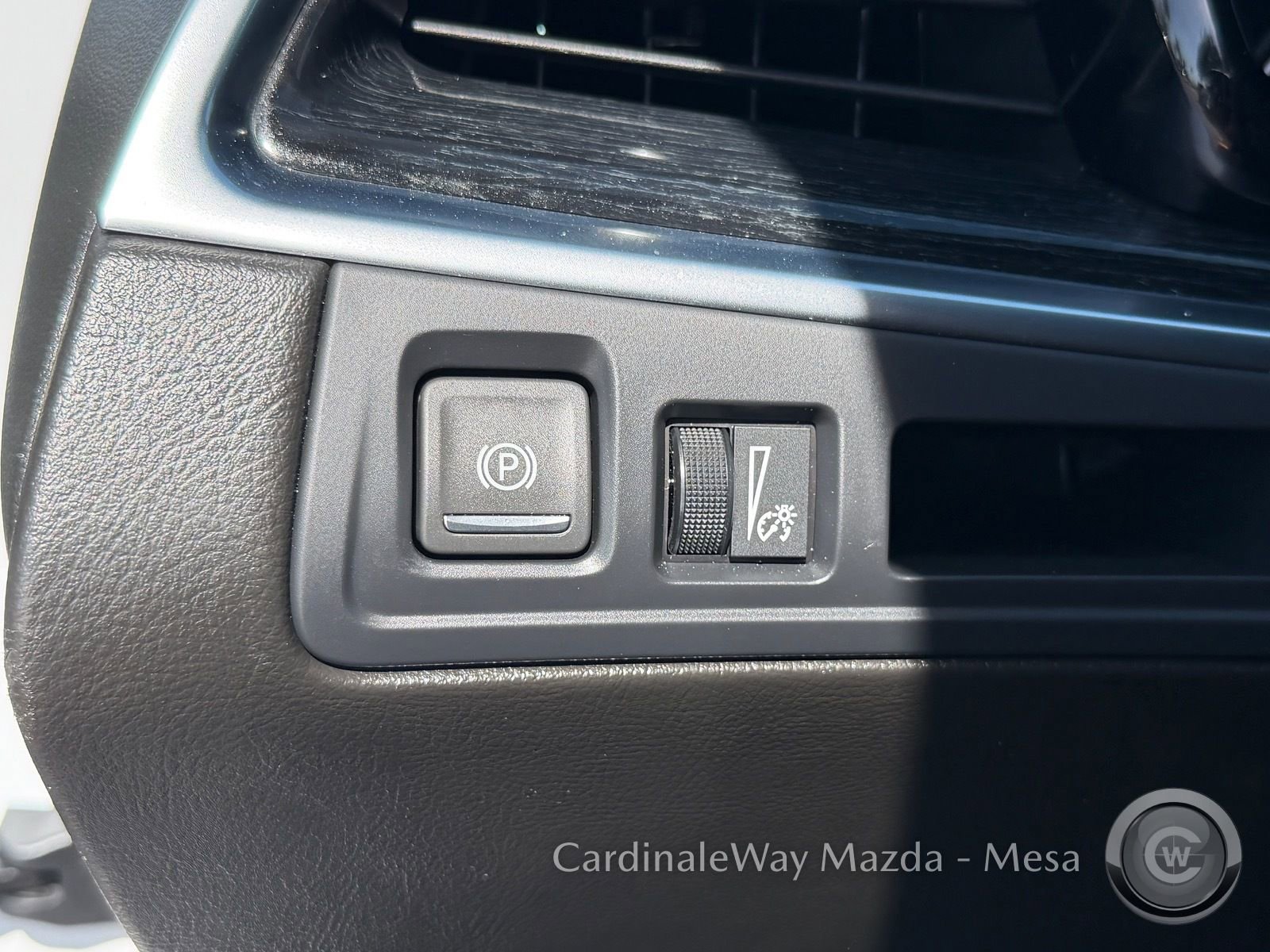 Used 2025 Cadillac XT5 Premium Luxury image 19