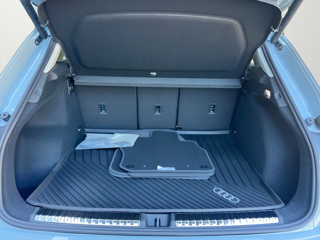 New 2026 Audi Q3 quattro 2.0T AWD/4WD image 36