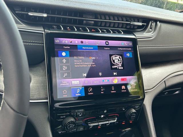 Certified 2025 Jeep Grand Cherokee Limited w/ MOPAR Finishing Package image 53